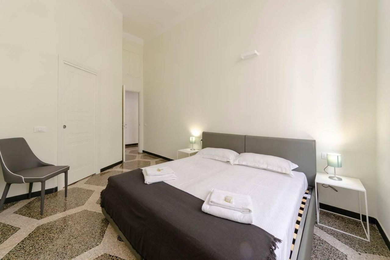 Joivy Elegant Flat For 7, In The Heart Of Genoa Génova Exterior foto